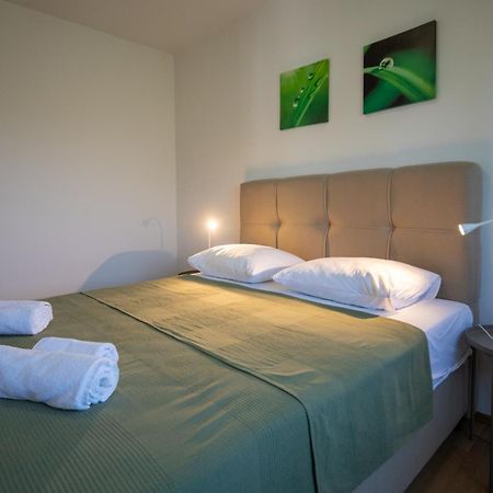 Apartments Gaja Green Ap Свети свети Филип и Яков Екстериор снимка