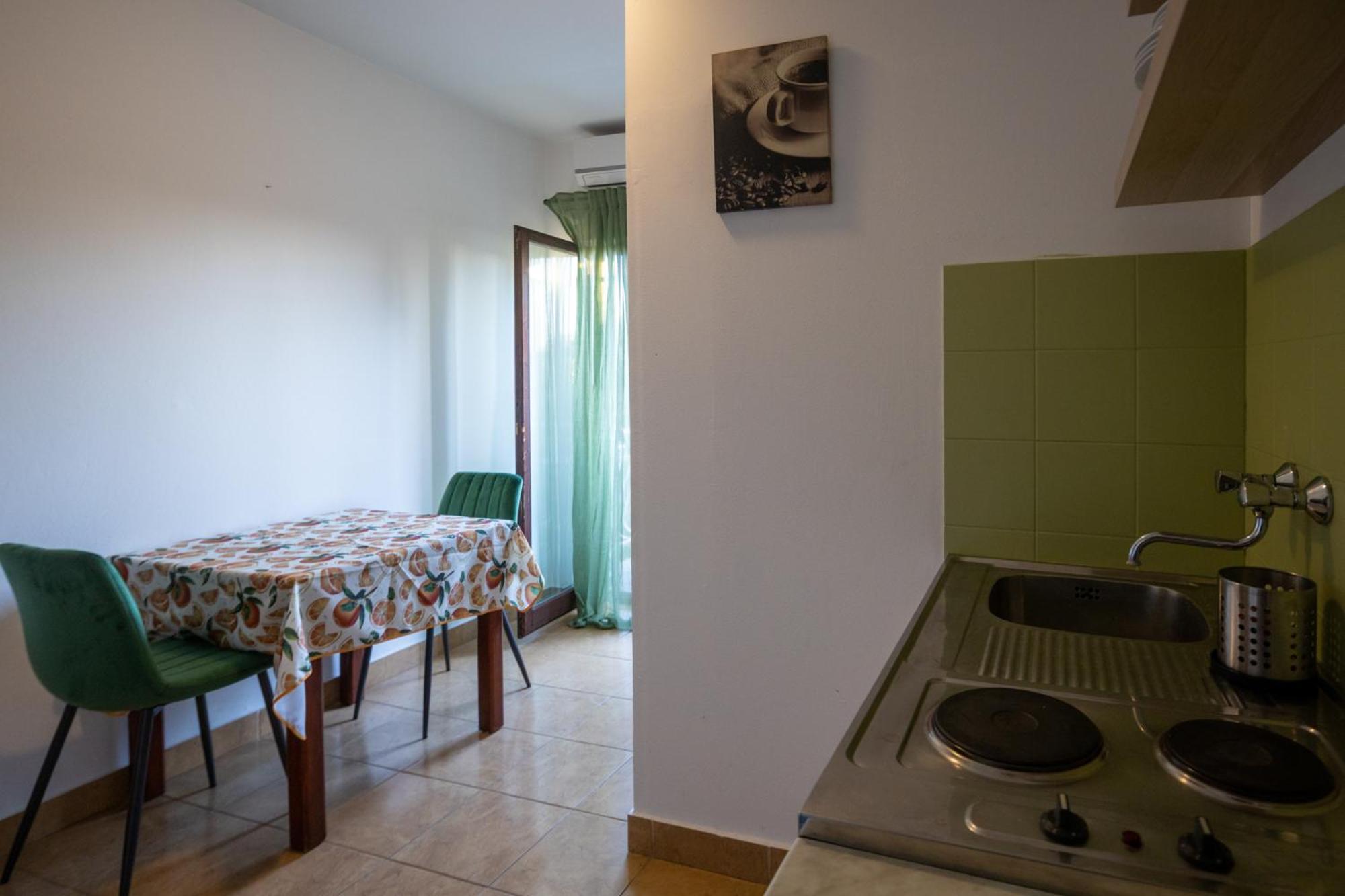 Apartments Gaja Green Ap Свети свети Филип и Яков Екстериор снимка